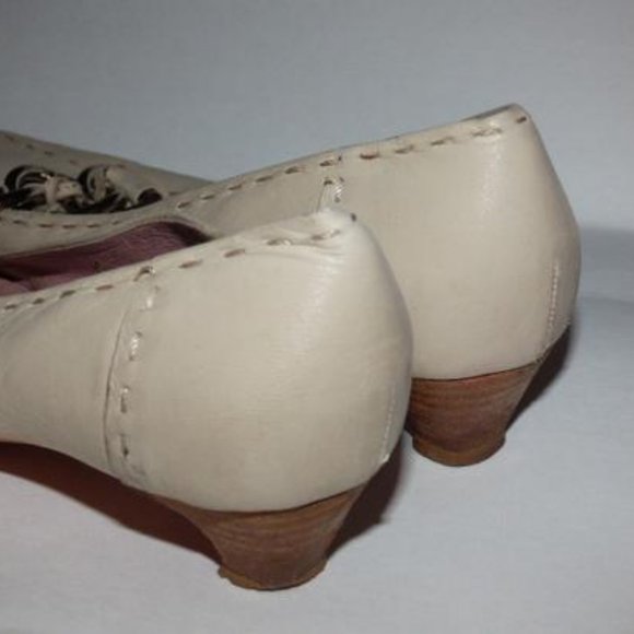 Prada Ivory Squared Pointy Toe Kitten Heel - Picture 7 of 12